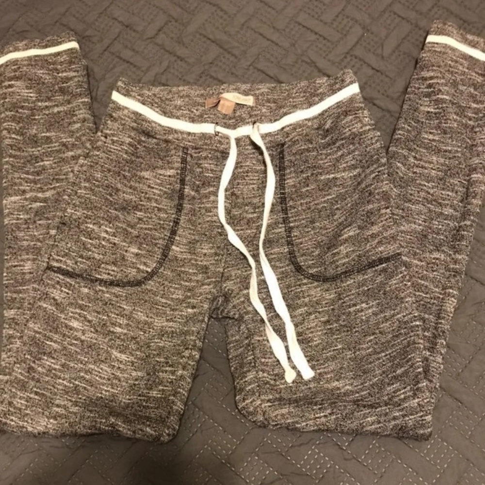 Forever 21 sweats/jeggings